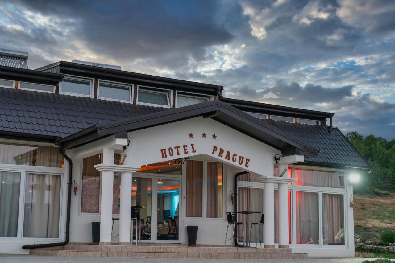 Komplex Prague Gorno Lakocerej Exterior photo